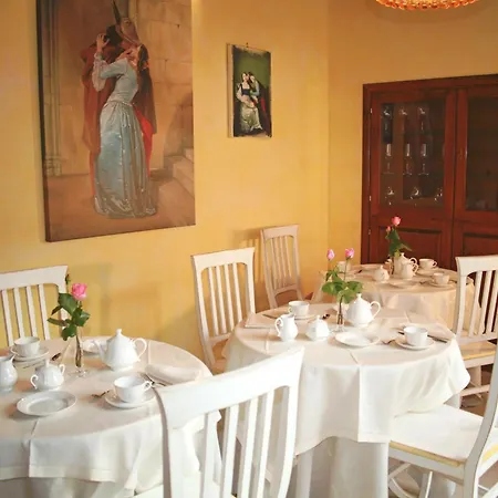 Oda ve Kahvaltı Relais Ristori
